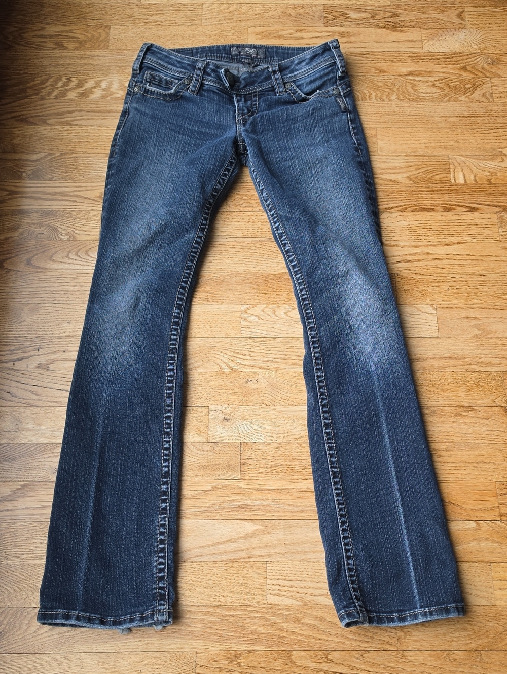 (27x33) Silver Jeans Women’s Mid to Dark Blue Bootcut Jeans Western Rodeo Farm
